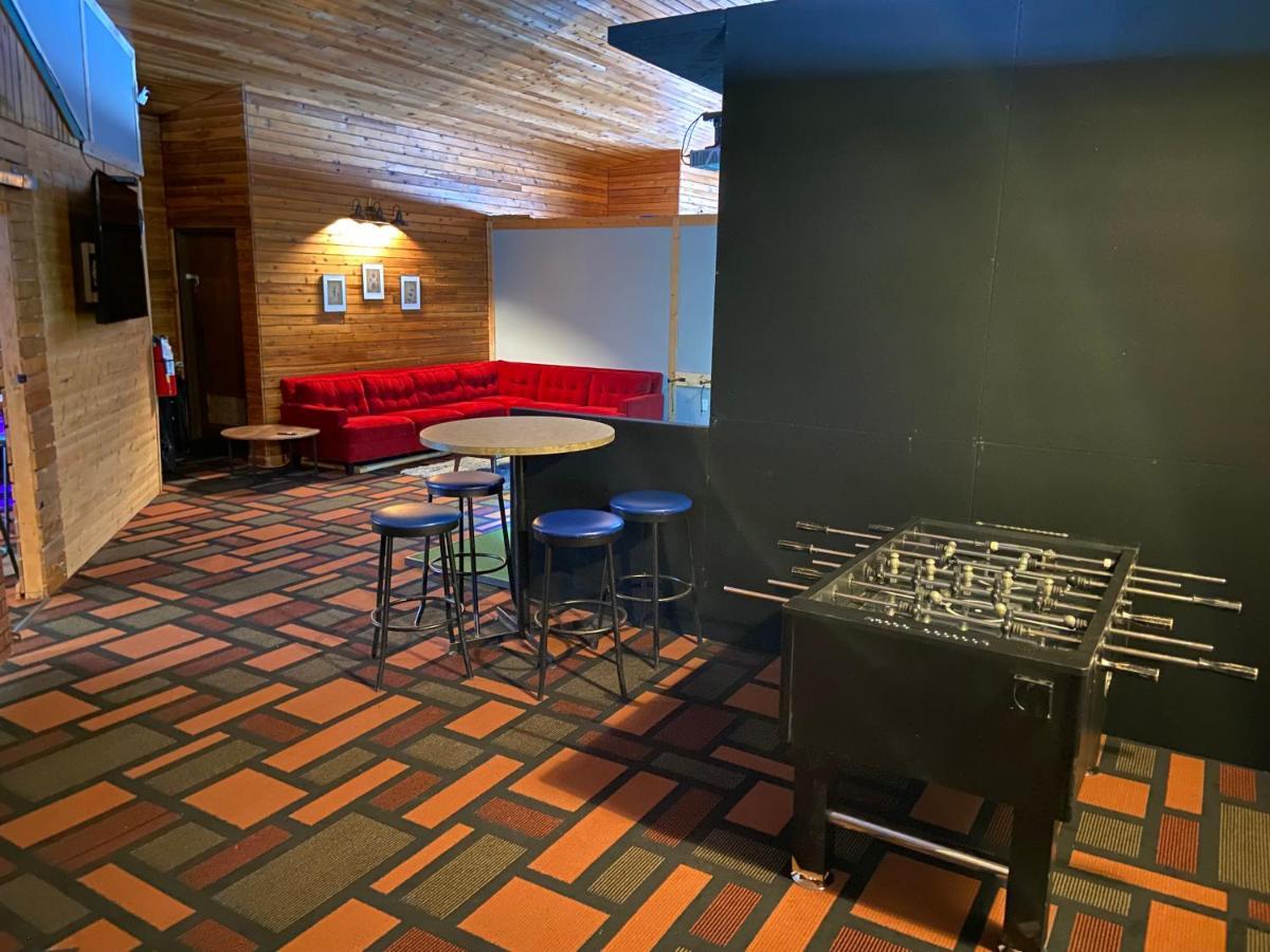 Vegreville Garden Inn Esterno foto