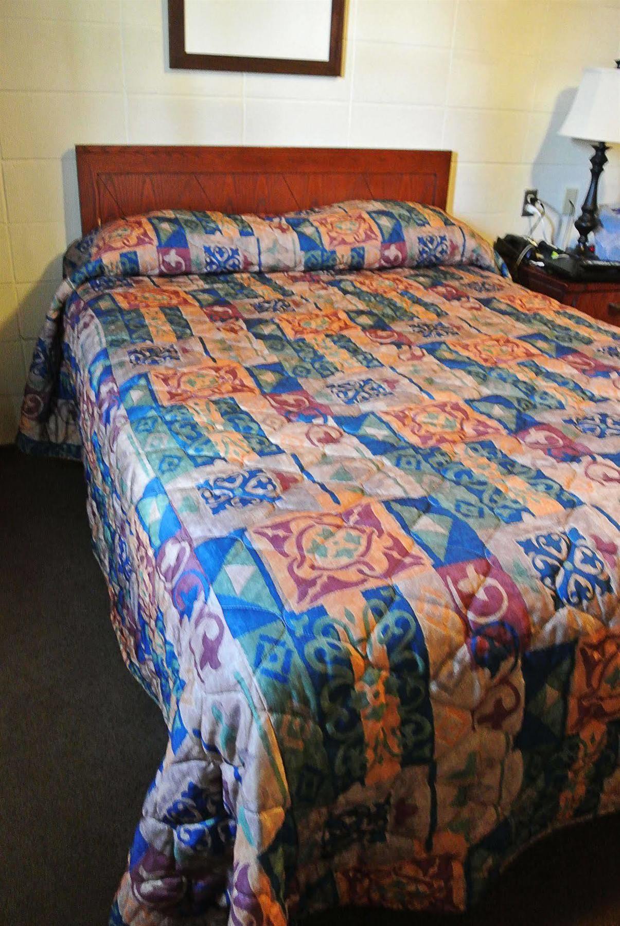 Vegreville Garden Inn Esterno foto